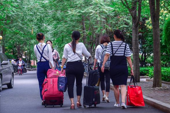 放假通知！湖北省大中小学寒假时间公布，但较往年“统一提前”