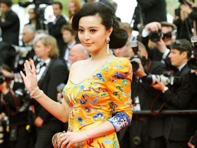10位偷漏税明星，一个比一个金额大，早该整顿了，活该凉凉