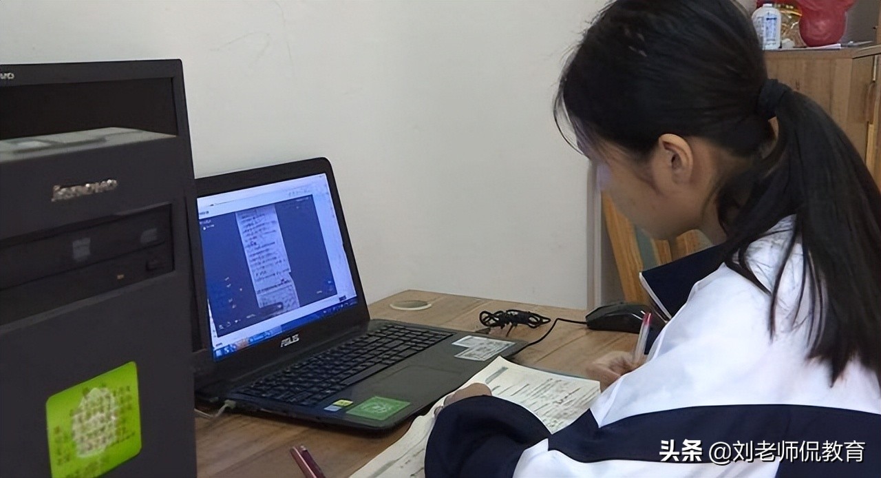 上海市高考延期举行，5万多名考生参加高考，你的暑假少了一个月