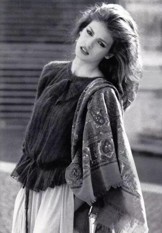 只不过,母亲总是很匆忙,没有太多的时间能陪伴吉雅·卡兰芝.