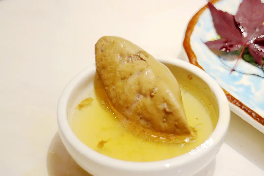 厦门首家潮汕卤水火锅，烫鹅肝海鲜味道好，人均120吃出500的感觉