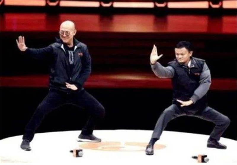 马云保镖舍命为其挡子弹，年入百万买房买车，马云卸任后过得咋样