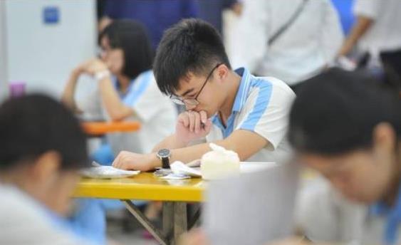高考倒计时敲响，2022或成高考最难年，三大变化考生要重视