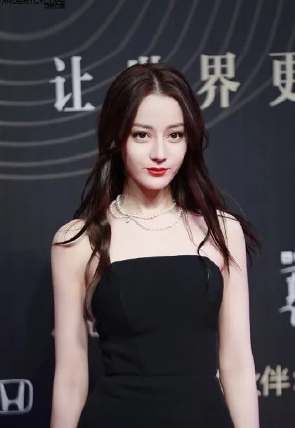 颜值自测:“耐看脸”的特质,你中了几条?