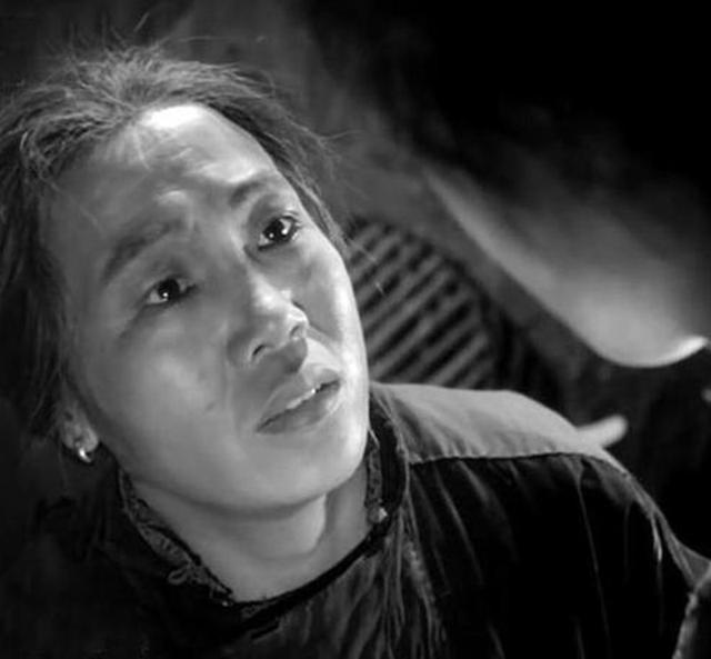 而小小年纪的曲云,虽然是一个女孩子,但是她的胆识