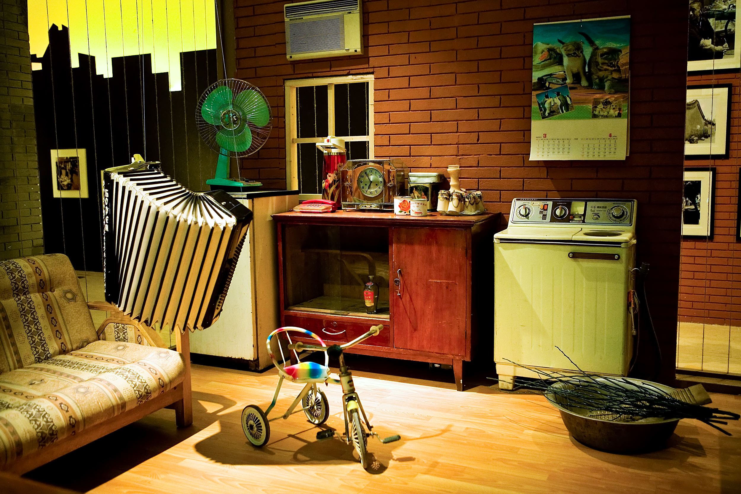 1992年，男子获死刑后痴迷读书，写出182页文稿，被最高法改判