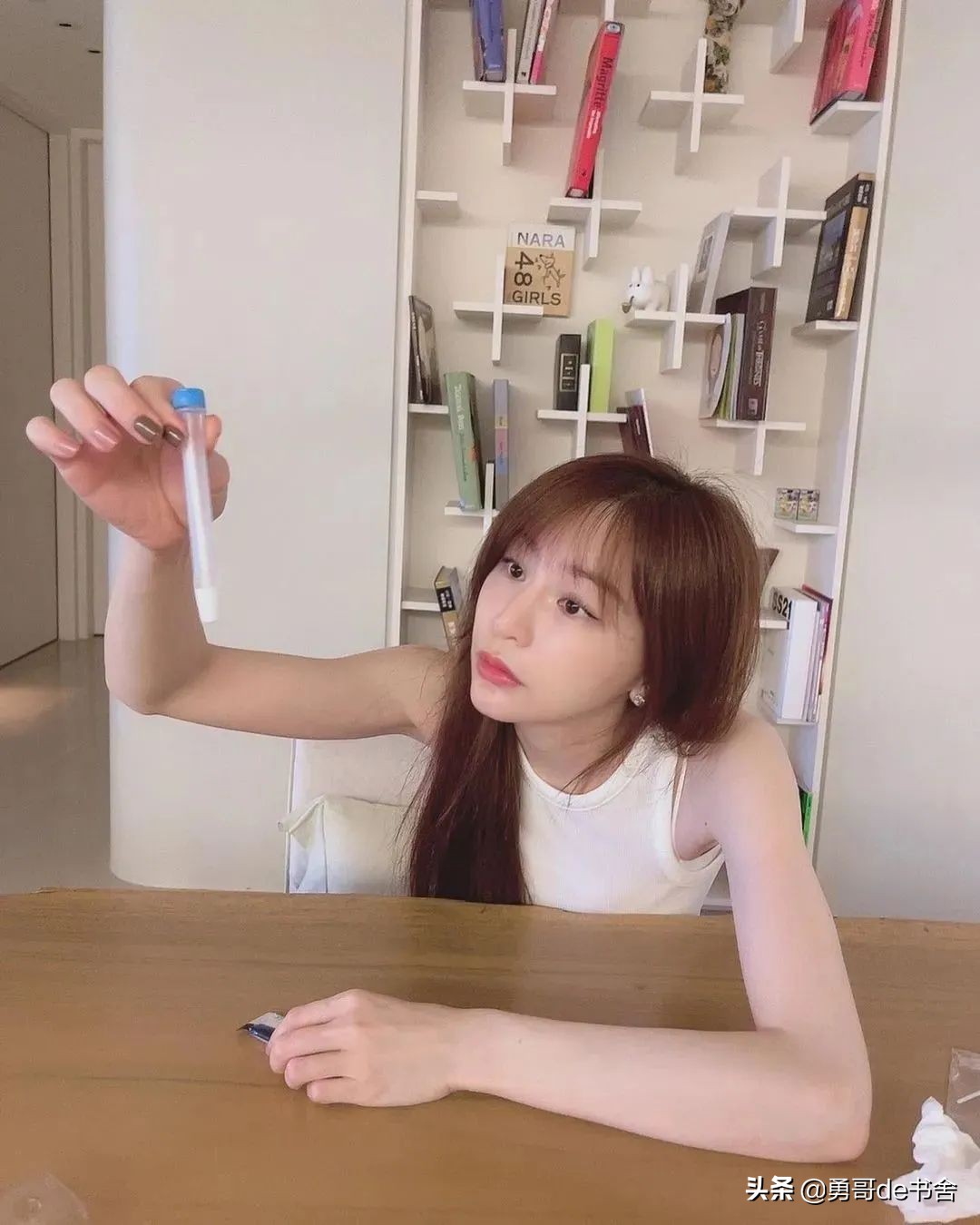 王心凌7位数名表上热搜，台北上亿豪宅首曝光，姐不是白红的