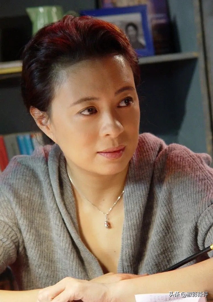 国家一级演员刘佳"下凡"出演医疗悬疑剧,成《促醒者》惊艳一笔-蘑菇号