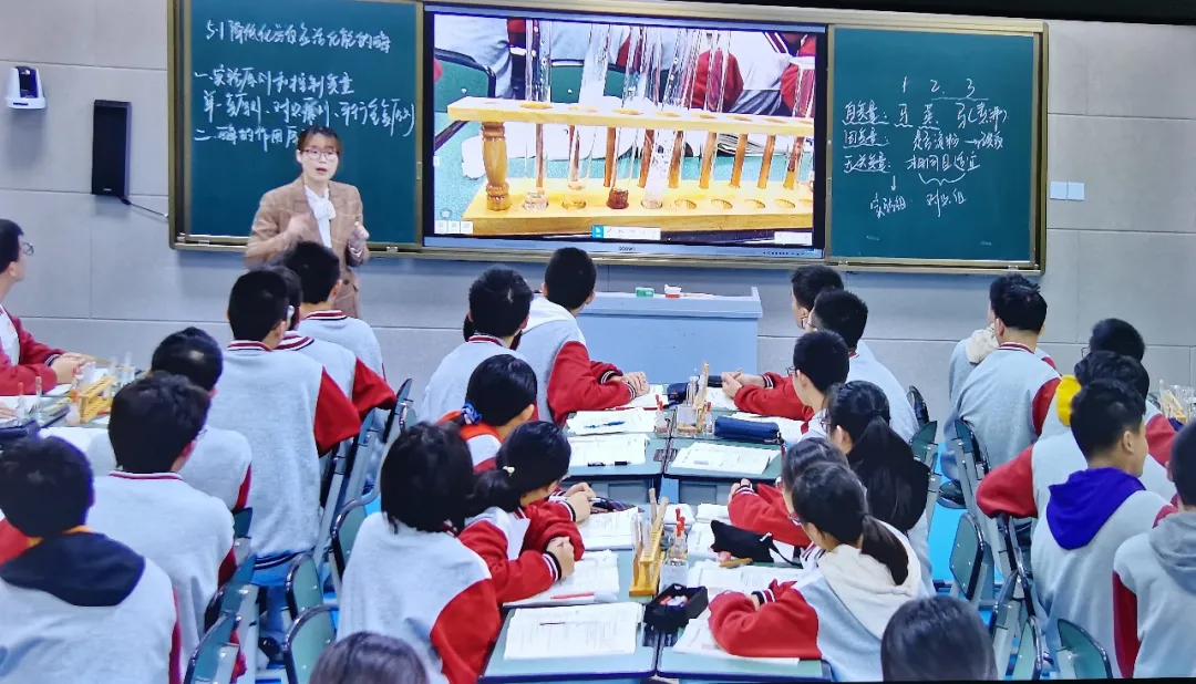 喜讯！双流中学实验学校五位教师参加教学比武喜获一等奖