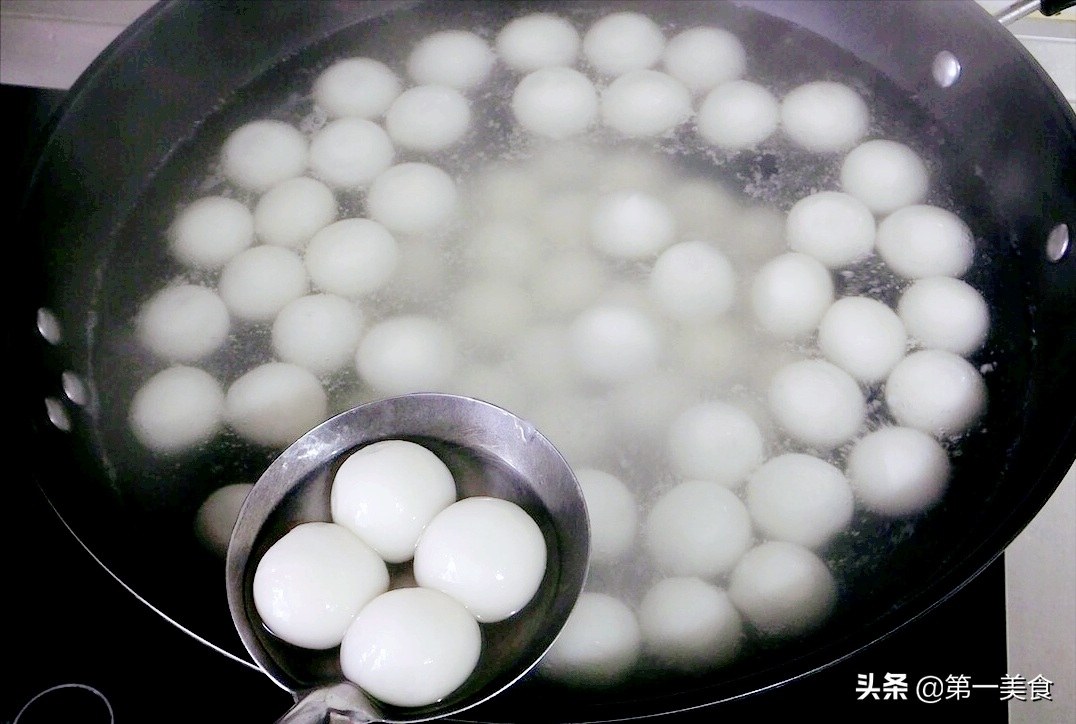 图片[2]-【煮汤圆操作演示】做法步骤图 “开水煮”还是“冷水煮”？牢-起舞食谱网
