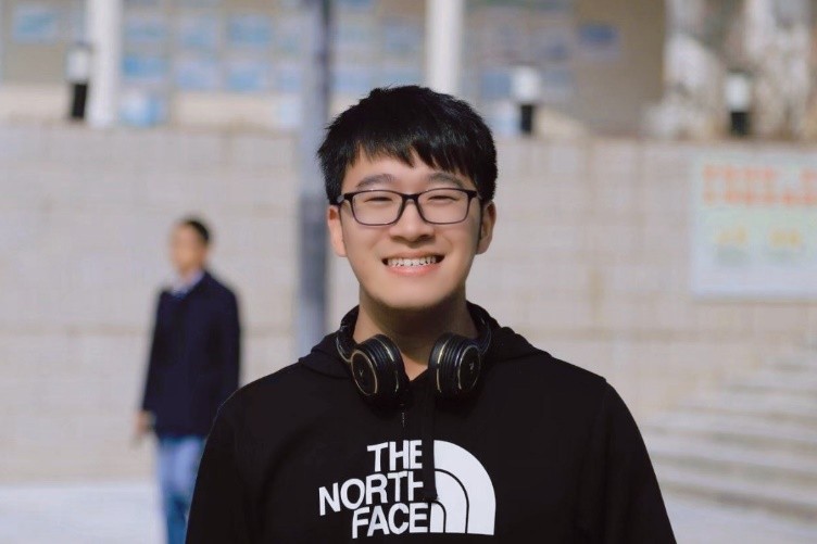 南师大学霸天团来袭！发表论文、直博清华、获全国表彰！现已集体保研！