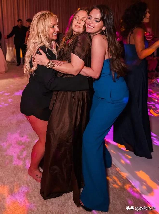 30岁的的塞琳娜·戈麦斯：在与一个情场浪子的恋情后找回微笑