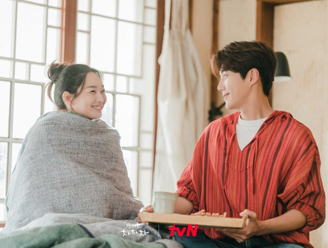 韩剧的「隐藏版结局」1:《步步惊心丽》iu&李准基现代相遇《步步惊心
