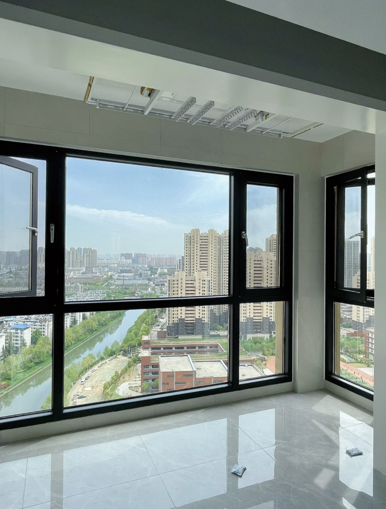 封阳台,要多花上万元,为什么还有很多人坚持?来说说大实话