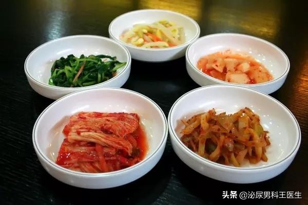 什么是碱性食品（3种碱性食物对排出尿酸有利）