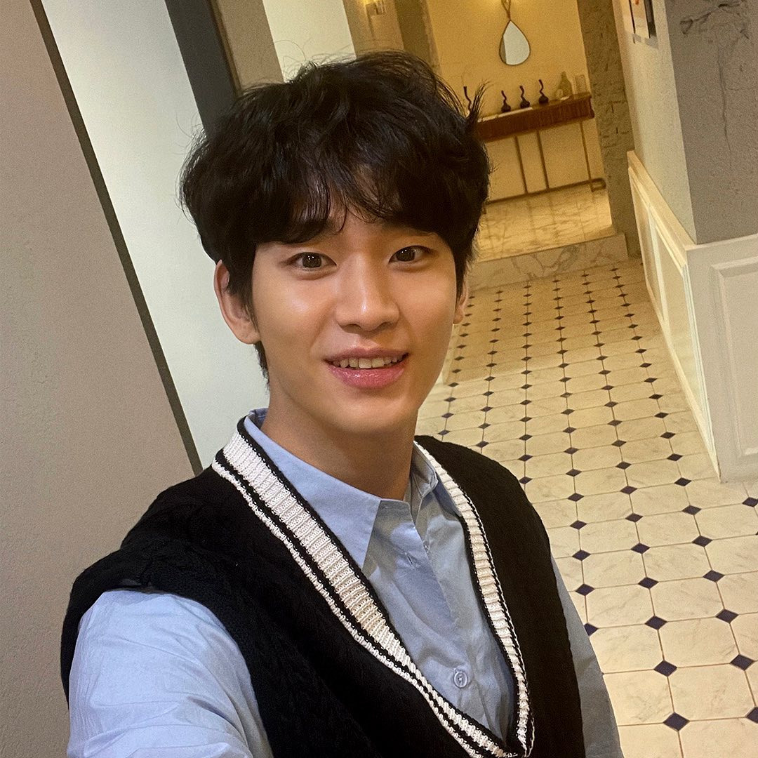 6位韩星刚出道时都演「龙套配角」，《为何是吴秀才》徐玄振