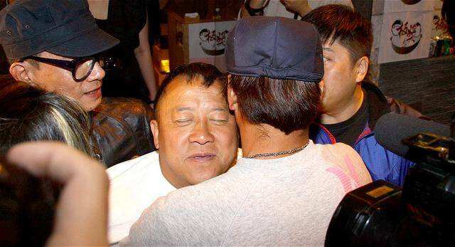 21年前，曾志伟深夜遭5名大汉殴打，背后的真相远比你想得还复杂