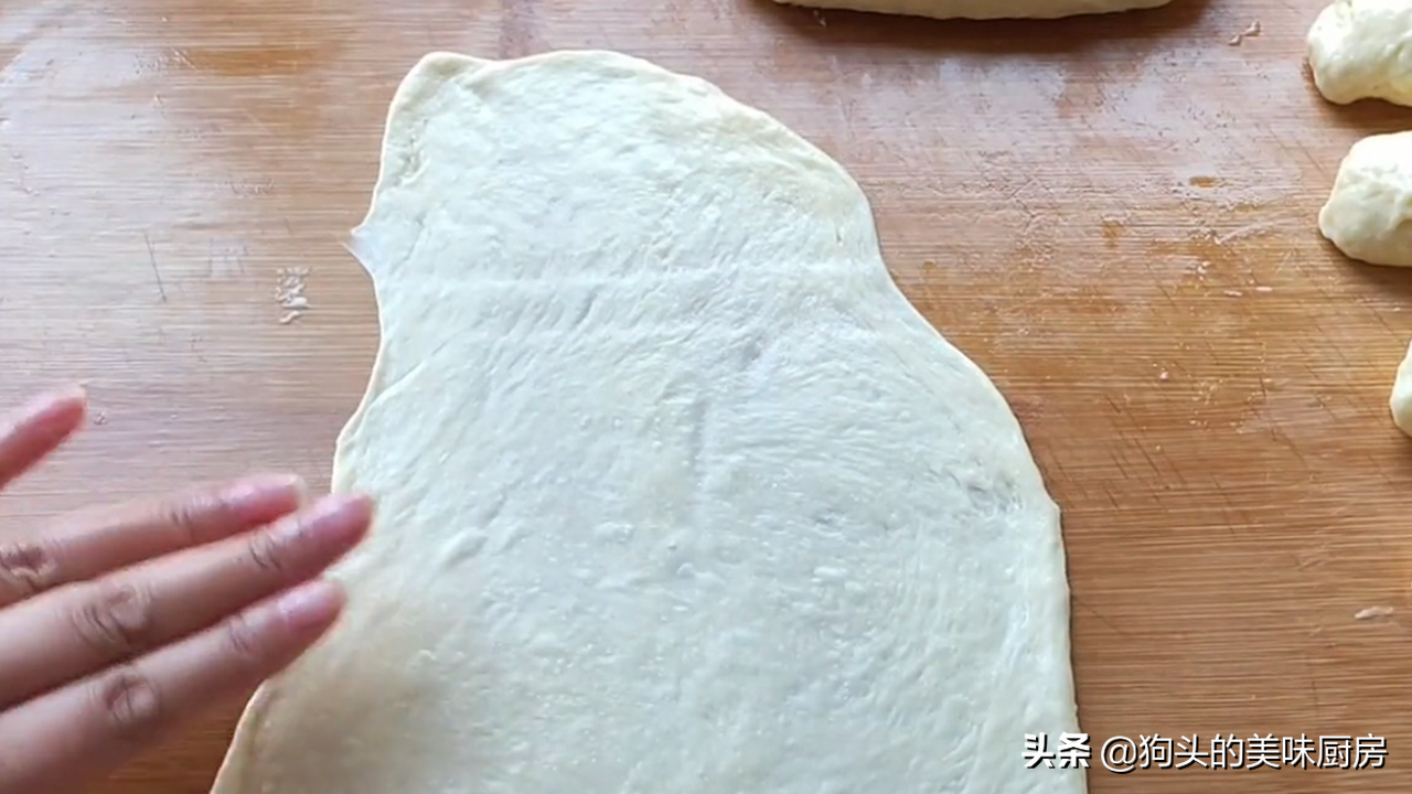 全家都爱吃的面包，不用揉面，不用出膜，出炉柔软又拉丝，太香了