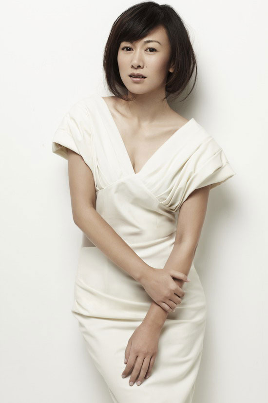 茗洋娱乐—美女明星-齐襄