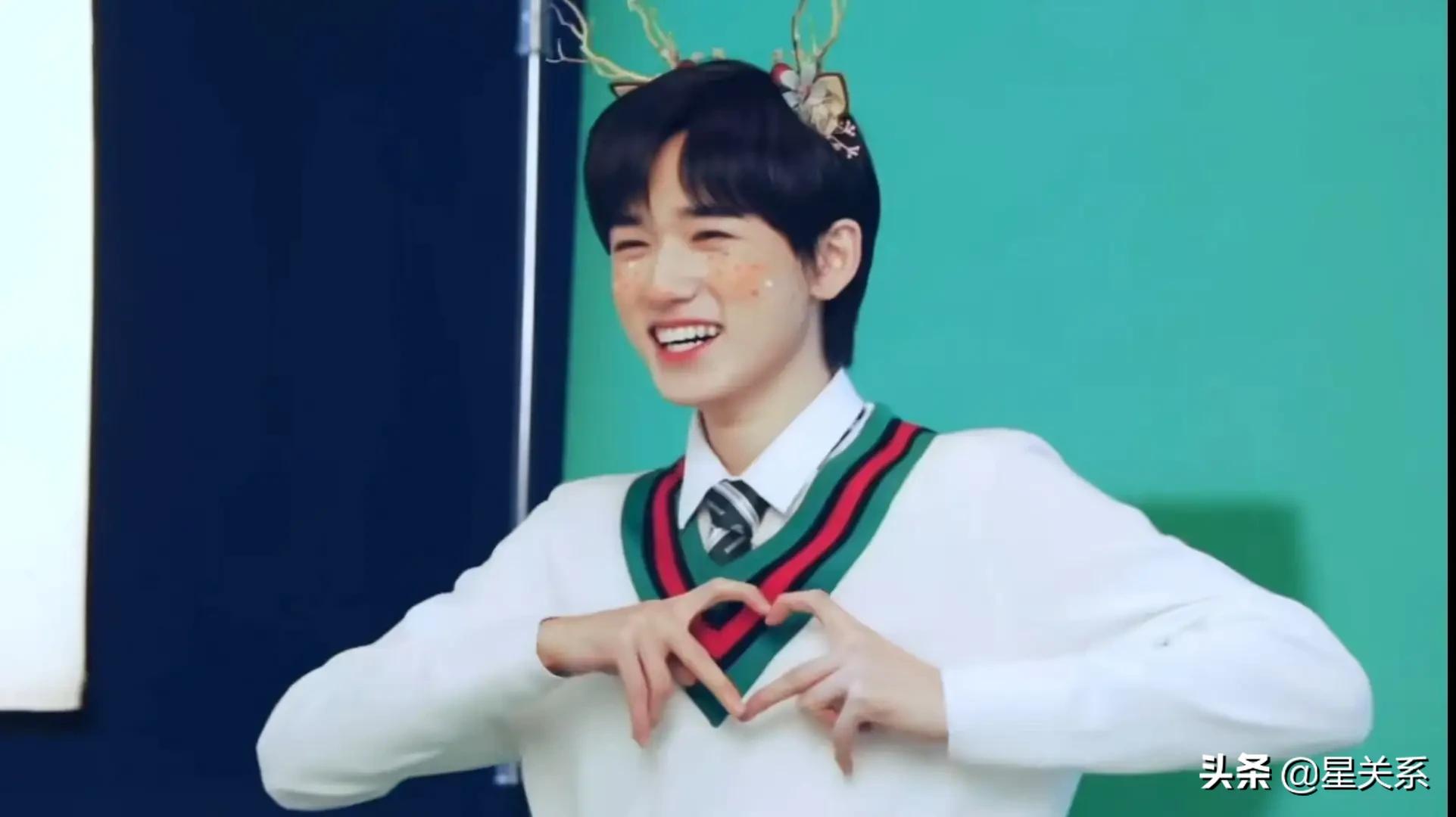 宋亚轩高考后首次“抛头露面”，然而一组照片却引发网友热议