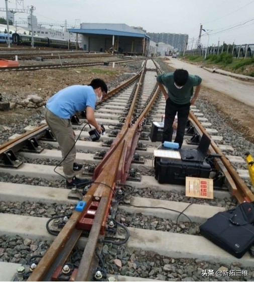 铁路铁轨振动与尺寸检测三维光学测量方案