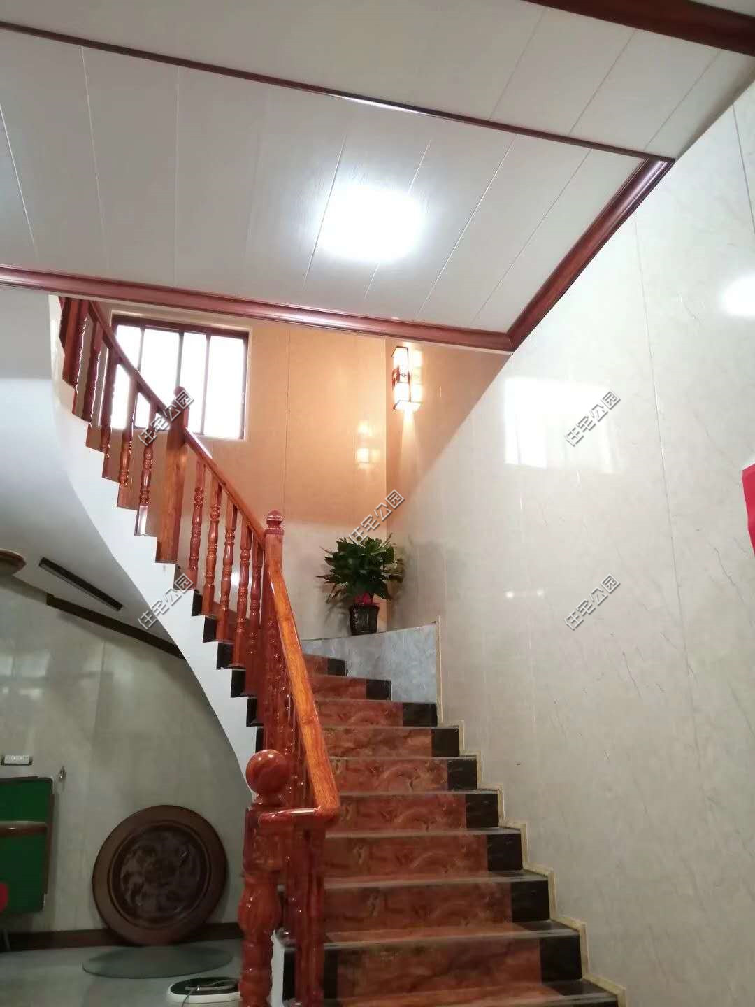 实拍四川农村自建房,挑空客厅美观大气,实景图比效果图还漂亮