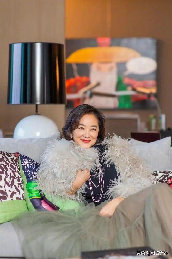 被盗失火，港星的豪宅比他们的花边还好看