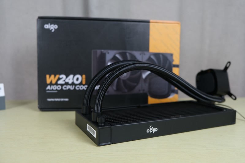 618来临，装机配置之i5-12400+16G+爱国者冰魄W240上机