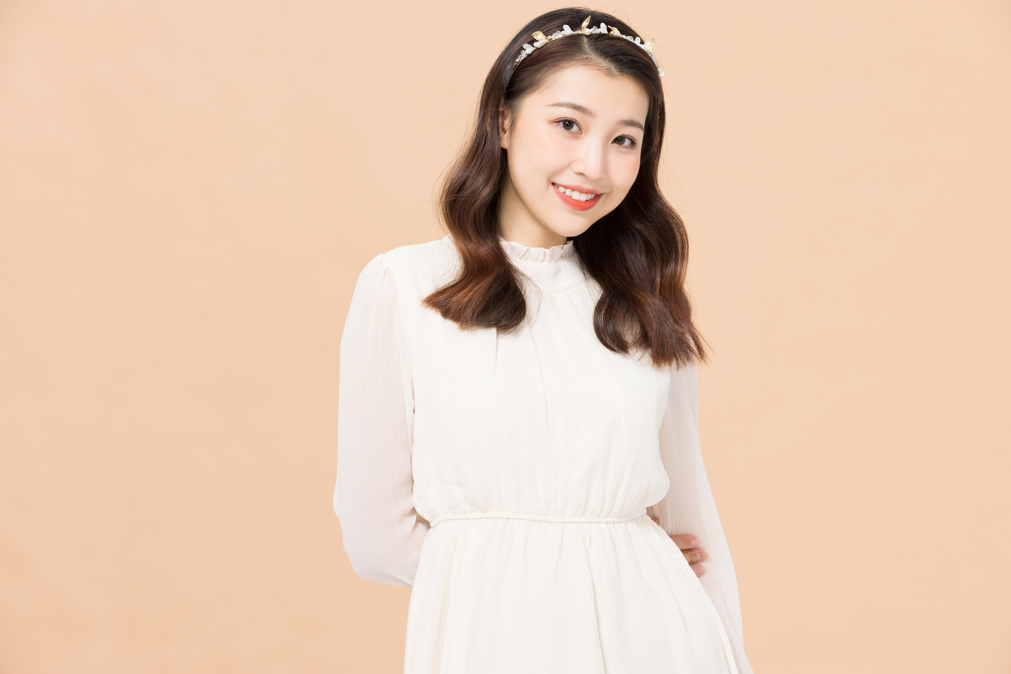 相亲女孩第一次见面送什么礼物好（跟相亲的女孩第一次见面送礼物好不好）