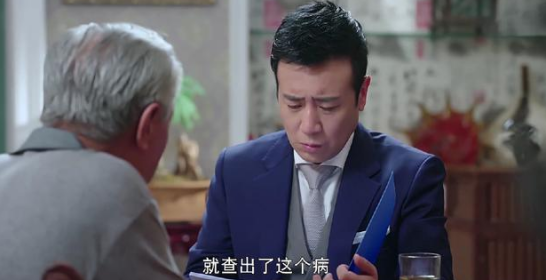 “大器晚成”于和伟：母亲反对他演戏，姐姐卖钢琴送他去戏剧学院