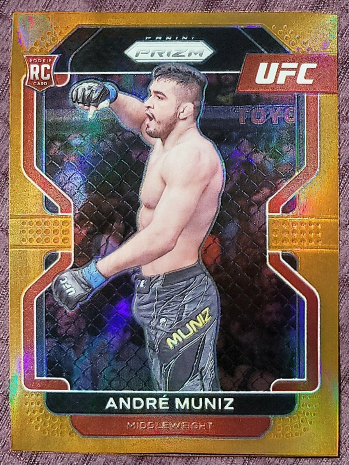 prizm2022世界杯(RC选手能力值测评！2022 Panini Prizm UFC MMA Cards)