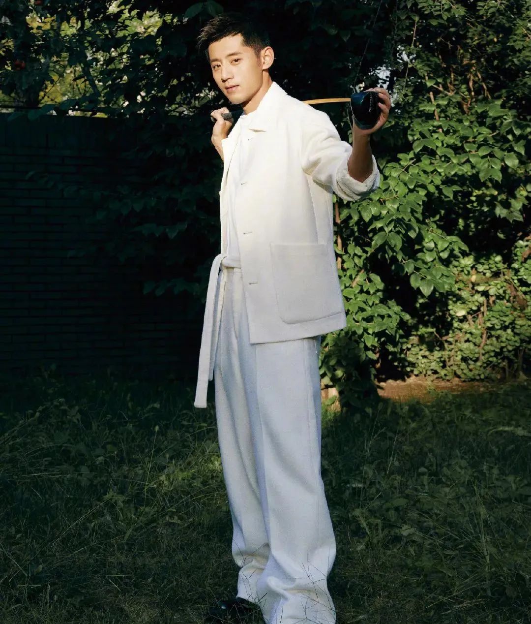 ż̿鱻ǣƽӣŮǰװٺŶǰ