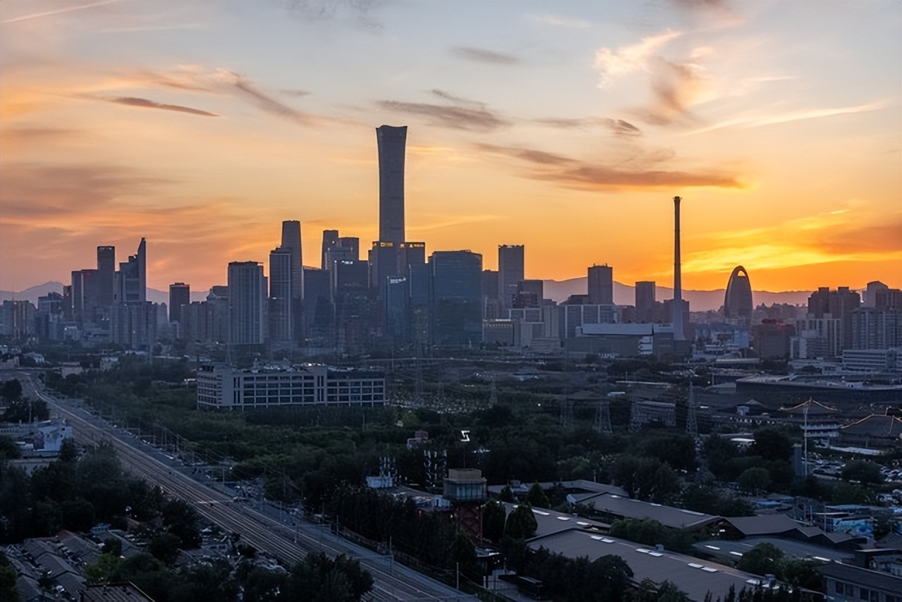 佳能EOS R7评测：全能的便携微单相机