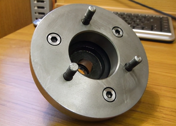 用于车床的夹头筒夹