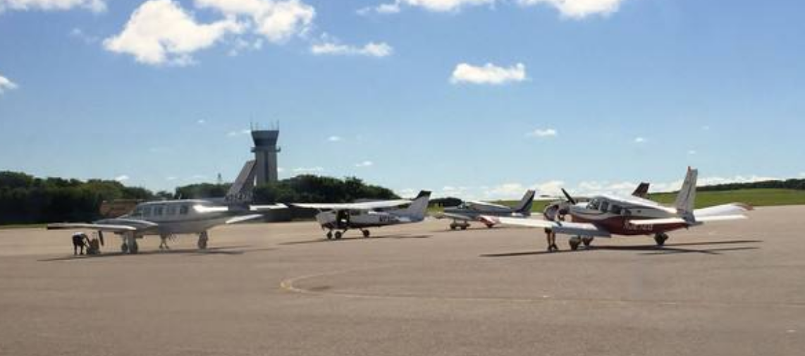 17年前，14岁湖南男孩扒飞机在万米高空飞行1.5小时，后来怎样了