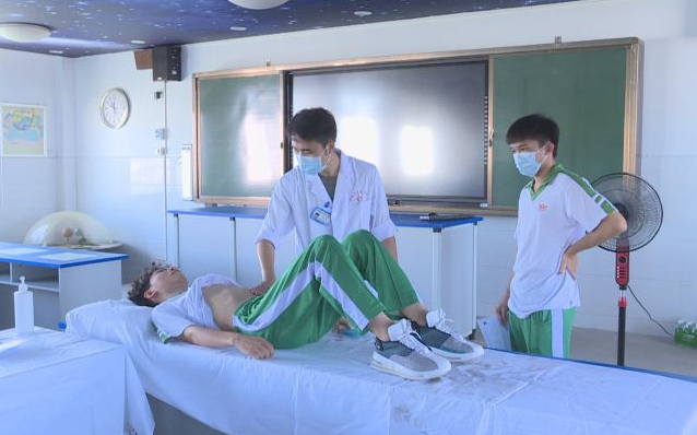 体检考试的反应,乐翻医生护士