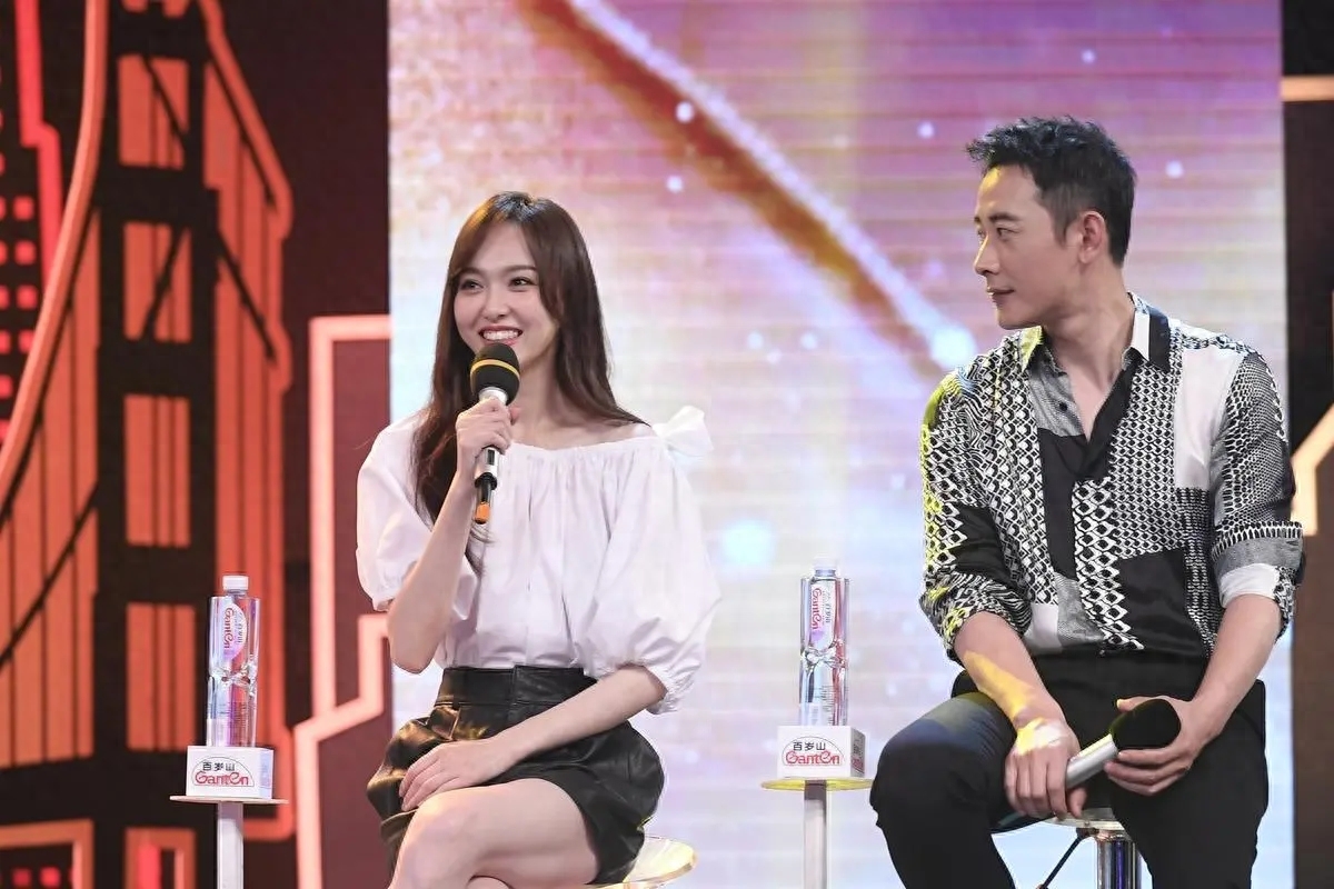 世上绿茶干千万,最怕唐嫣这一种,罗晋算是遇到高端玩家了