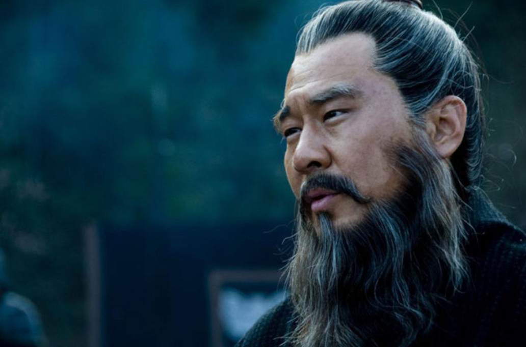 曹操北征乌桓大捷，途经碣石作《观沧海》，磅礴悲壮不愧枭雄本色