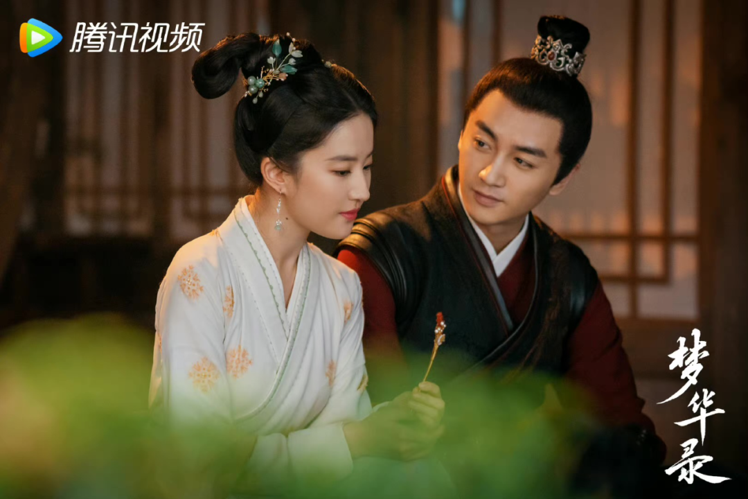 刘亦菲罕见自拍营业？拍得不错下次不准再拍了