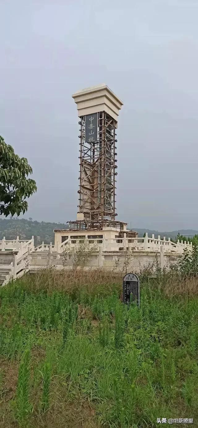 平陆县英雄纪念碑都偷工减料，整体脱落