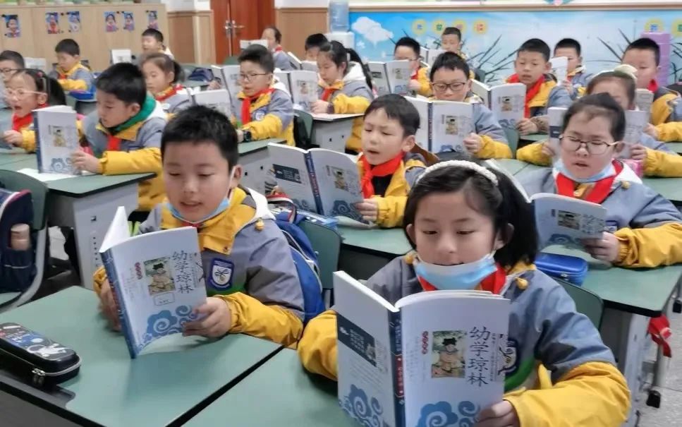 兰花喜阅读 书香润童年｜走进实验小学外国语学校书香班级3.1班