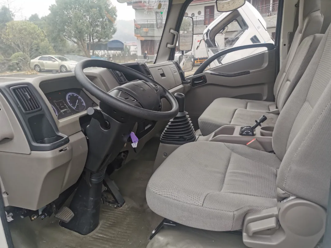 江铃全新一代腾豹2.5L发动机来了!合规蓝牌,都升级了哪些亮点?