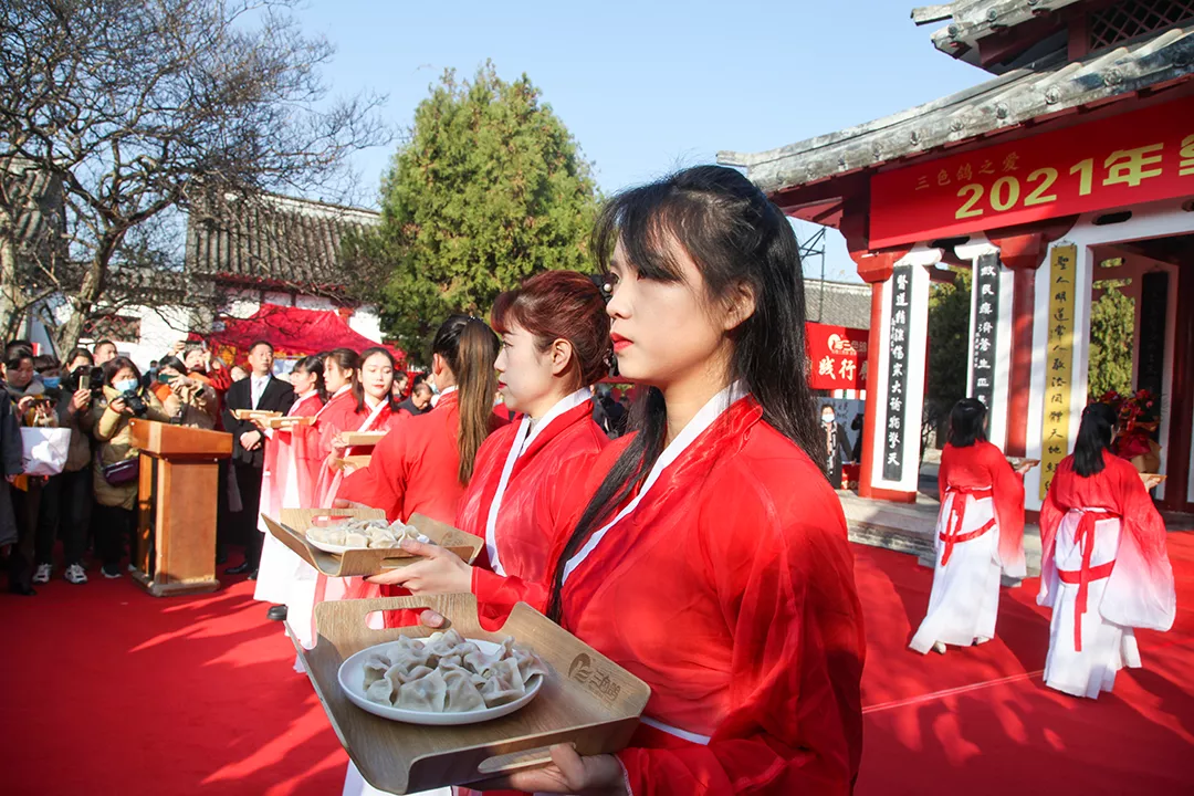 冬至吃饺子不冻耳朵，“娇耳节”《张仲景》邮票发行倒计时200天