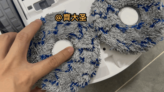 拖地哪家强？四款热销扫拖机器人实测（石头/云鲸/360/科沃斯）