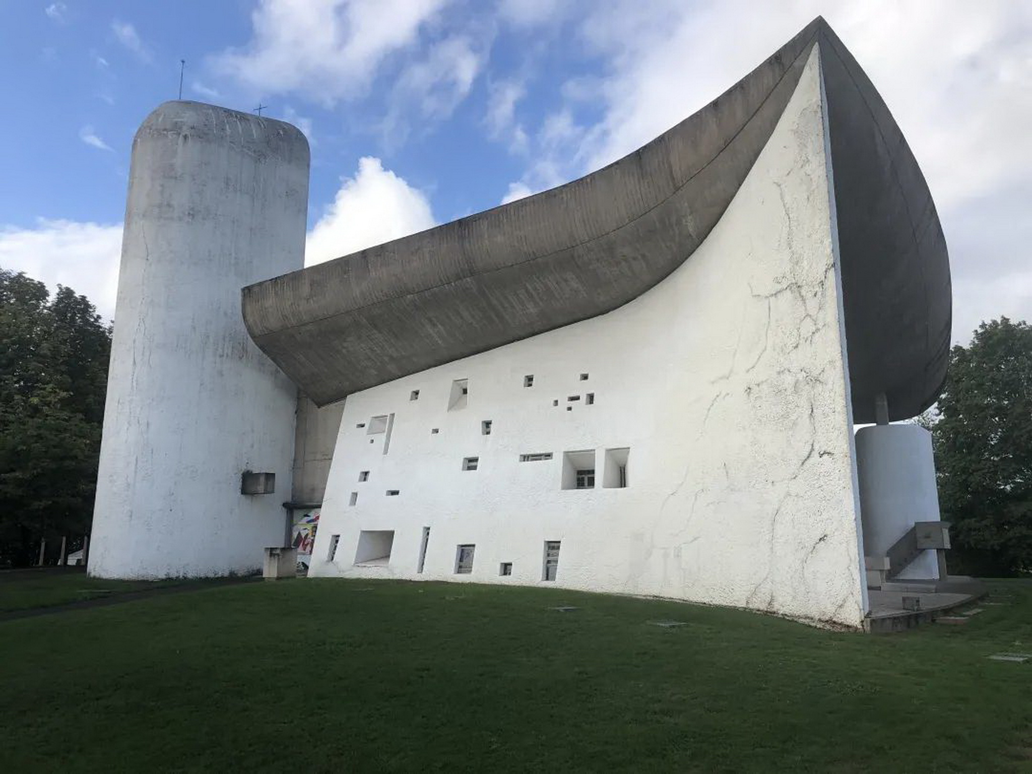 勒·柯布西耶:现代建筑标杆