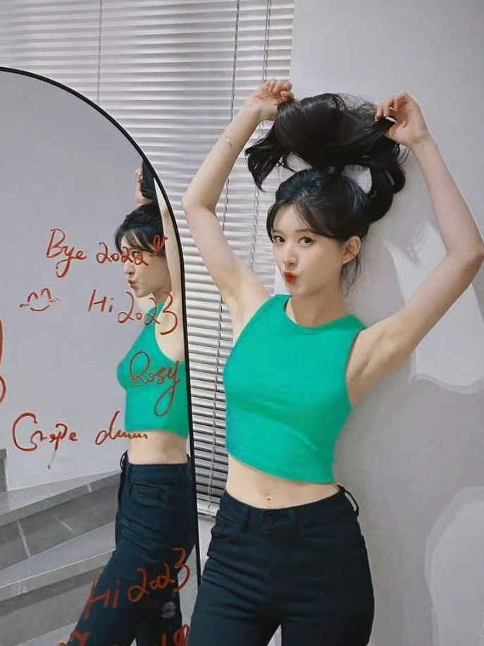 救命!张子枫都"瘦"脱相了,她到底经历了什么?