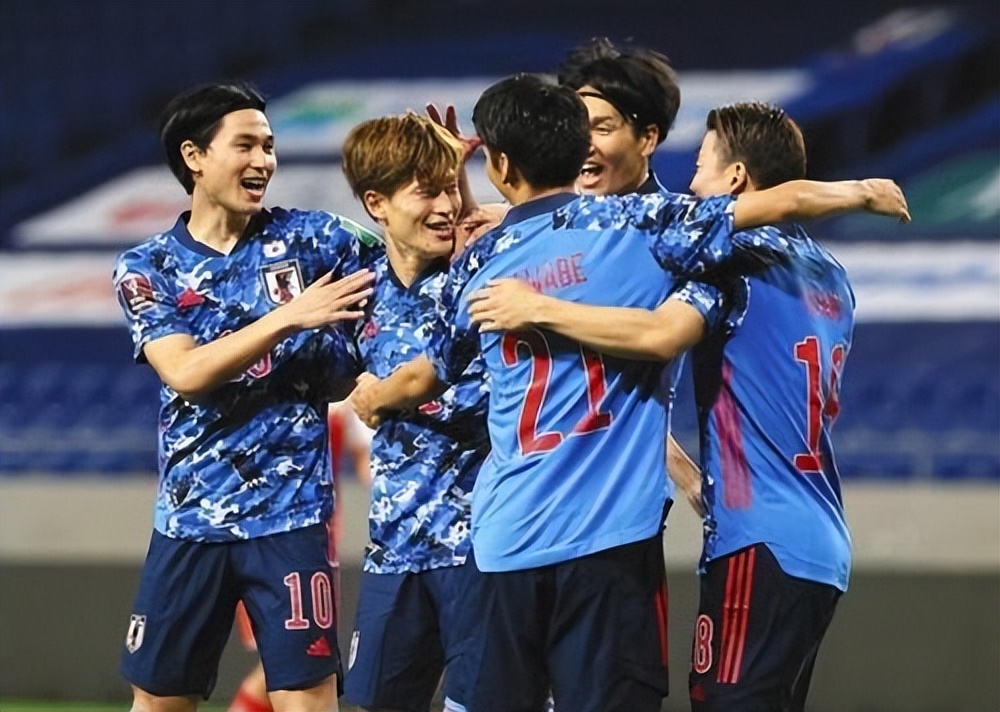 韩国世界杯b组抽签(世界杯抽签：韩国抽中上签有望出线，日本被分给西德，提前说再见)