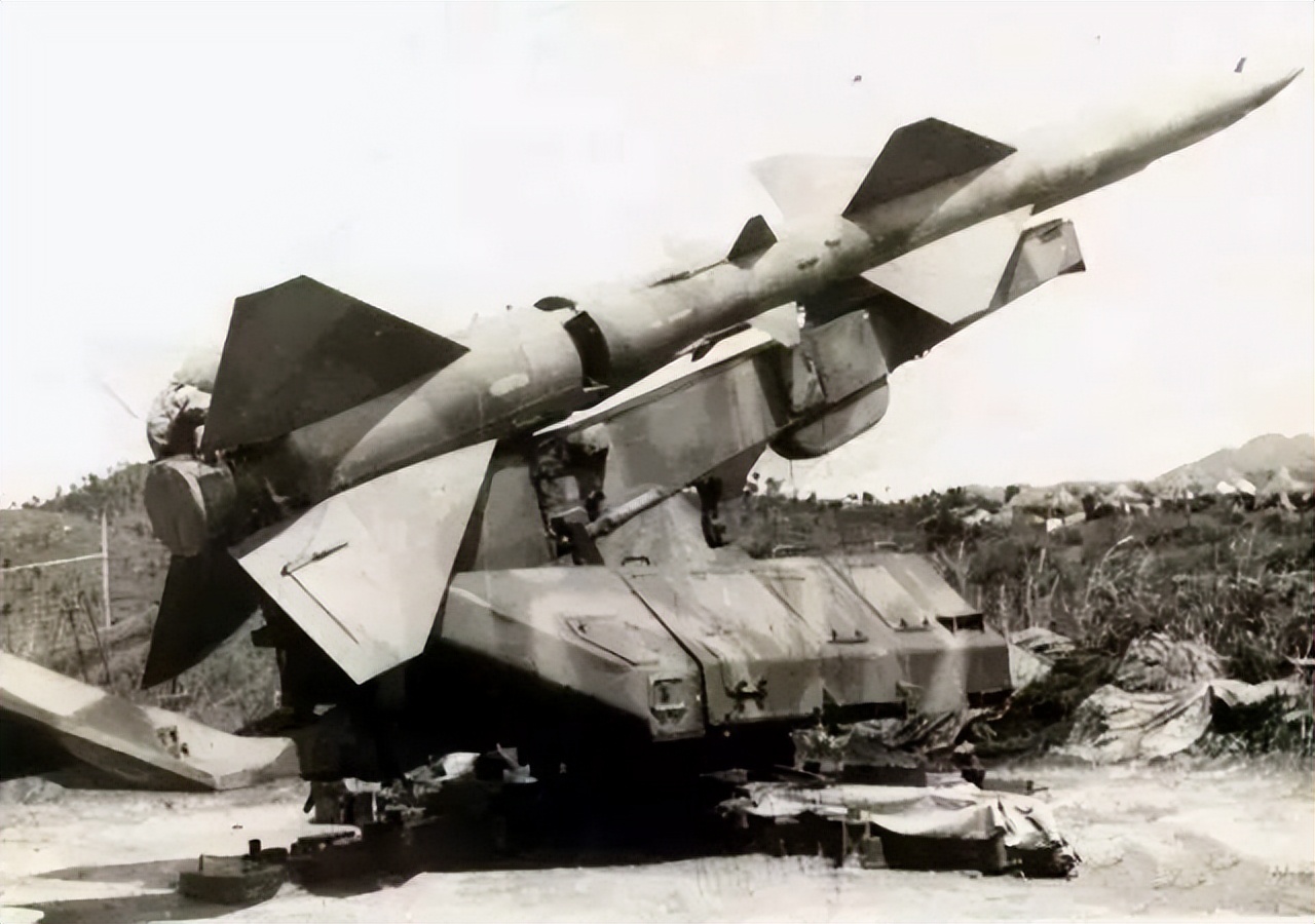 我军唯一的大校营长：主席特批，打落一架敌机，军衔上就加一颗星