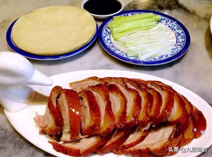 餐饮店如何引爆市场？烤鸭店利用这3招，7天收款42万