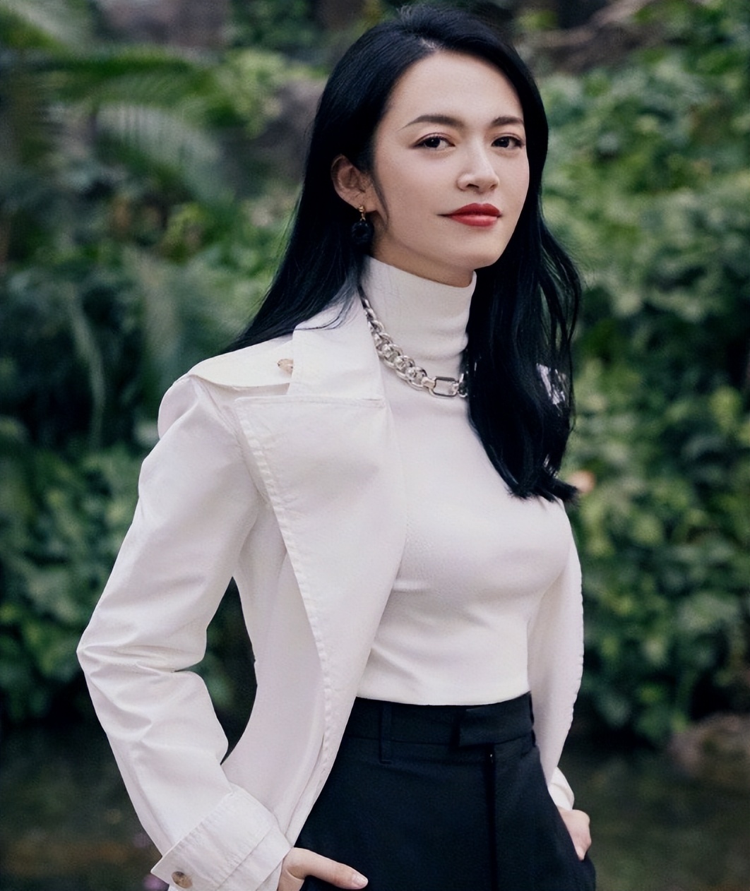 2010年刚开通微博的姚晨初代吃瓜网友扒出事件的全貌正当观众都在云里